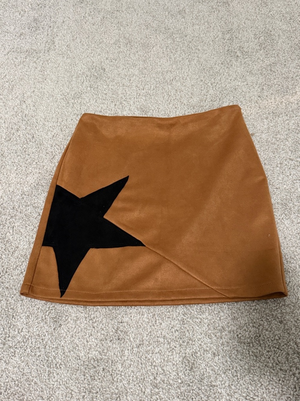 Le Lis Brown Mini suede S Skirt with Black Star Accent